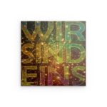 Wir sind eins – Funkelnde Typografie-Metallwandkunst – Dekoration für Einheit und Verbindung
