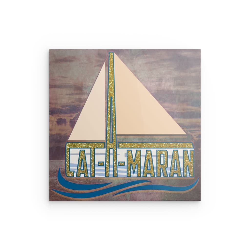 „CAT-A-MARAN“ Glitzerndes Segelboot-Wandbild aus Metall – Geheimnisvolles maritimes Design
