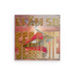 Abstraktes Metallwandbild „Universe of Love“ – Herzdesign in Gold und Blaugrün